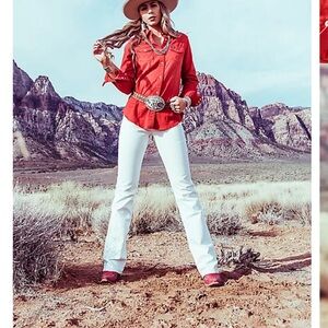 Women’s Wrangler Q-Baby white jeans